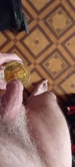 Piss (2).jpg
