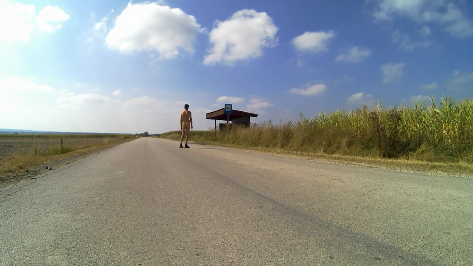 Przystanek przy wiejskiej drodze 20250901_1428.mp4_snapshot_00.1 - Krzysztof_cfnm