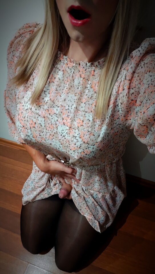 1000067214.jpg - SissyBimboJennifer