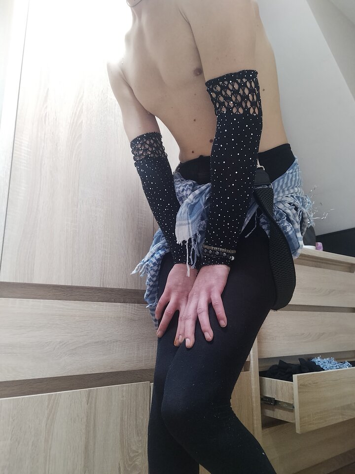 IMG20241201191354.jpg - Uroczyfemboy27