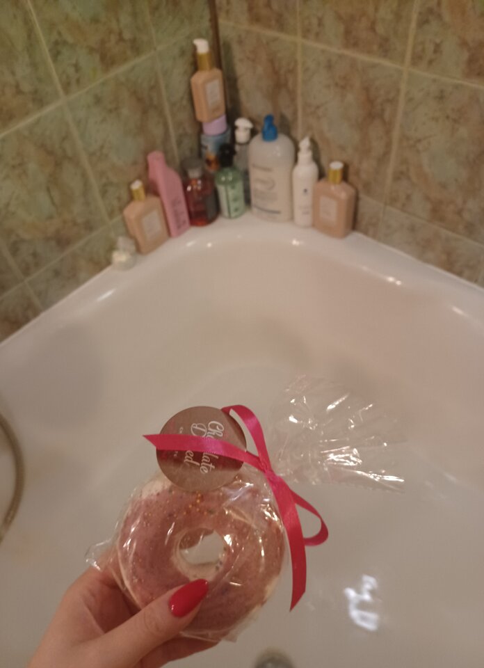 Pora na "słodką" kąpiel 😋🍩 - Niesmiala933