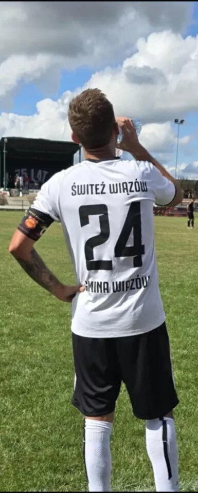 Screenshot_20250908_212749_Instagram.jpg - 1999Mac