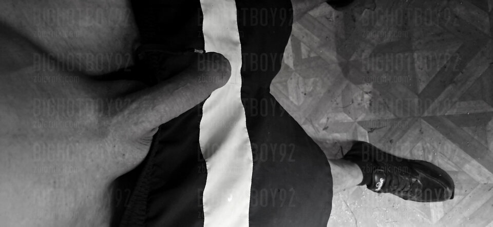 1000004534.jpg - BIGHOTBOY92