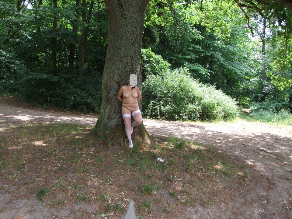 Fotki pod drzewkiem - chanel 2