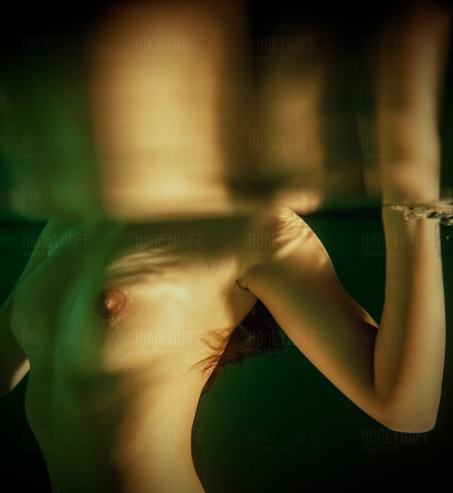 Honey Wife 327.jpeg - HoneyWife