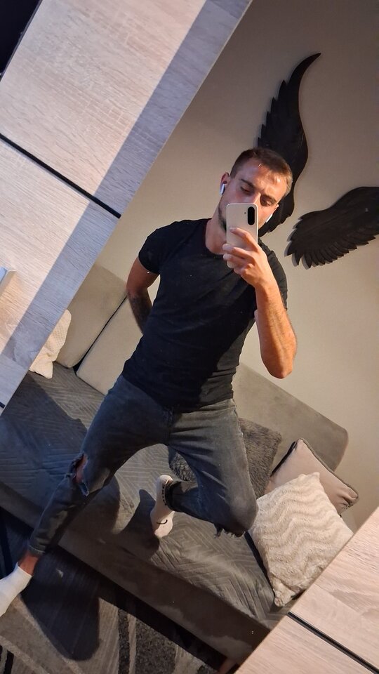 Snapchat-2110064942.jpg - 1999Mac