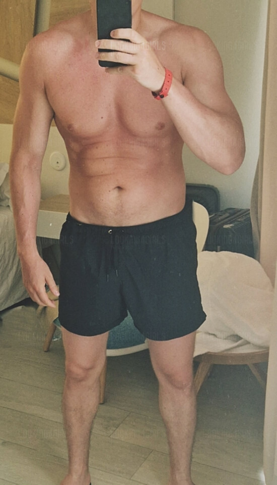 20230619_173328.jpg - looking4girls