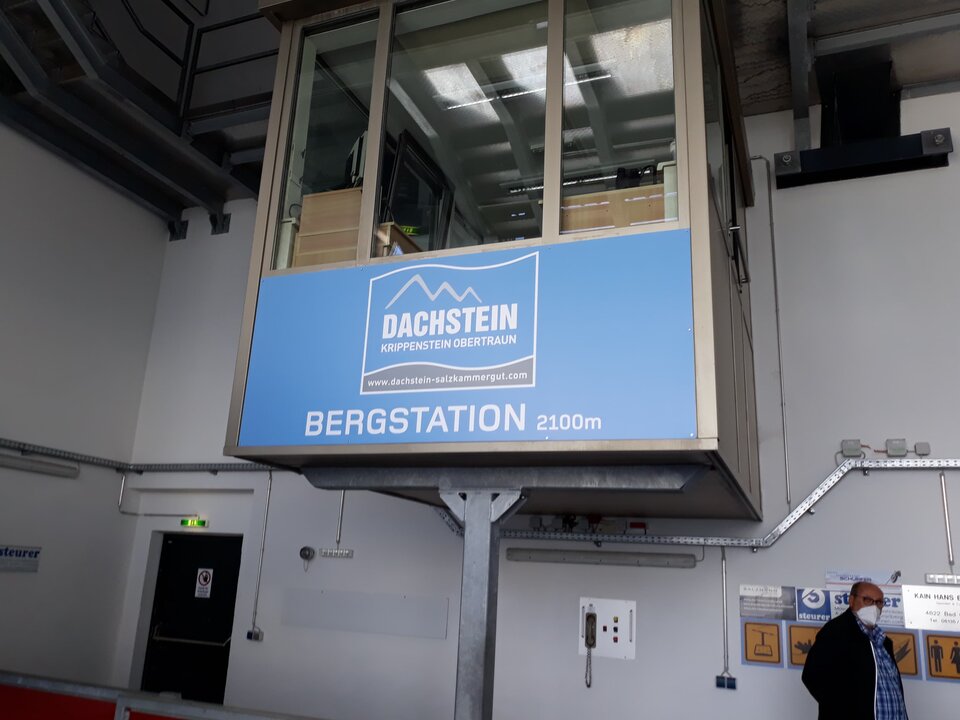 Messenger_creation_316022340247816.jpeg - Danielhaka