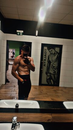 Snapchat-817670370.jpg