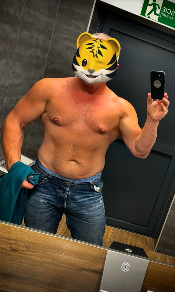 IMG_0990.jpeg - BMar