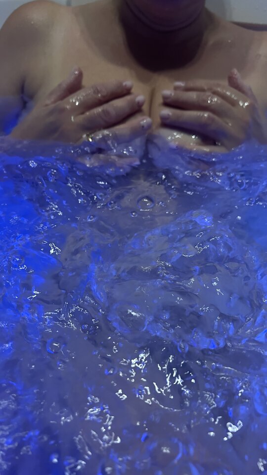 Jakuzzi_2.jpeg - ParaMieszanaWwa