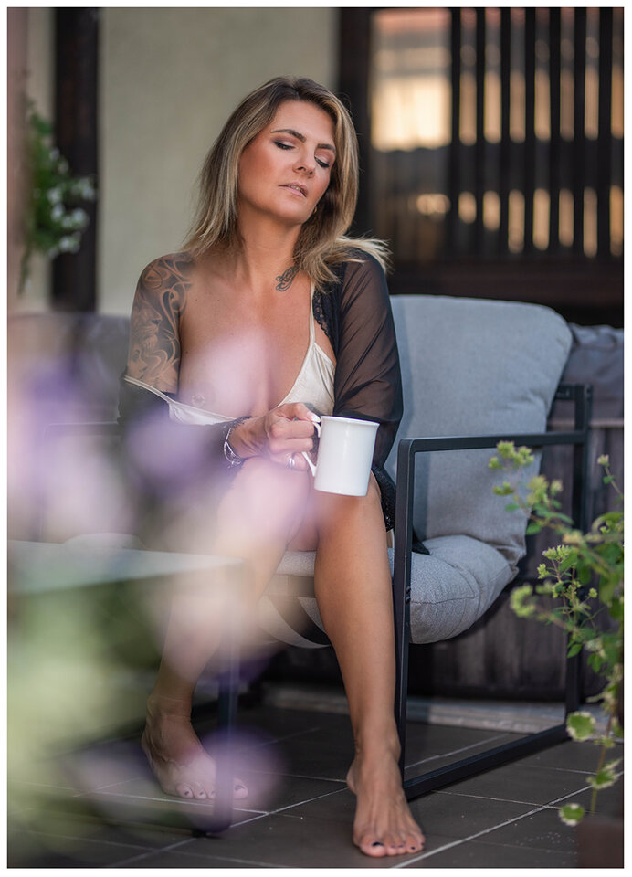 142m.jpg - metalcfcouple