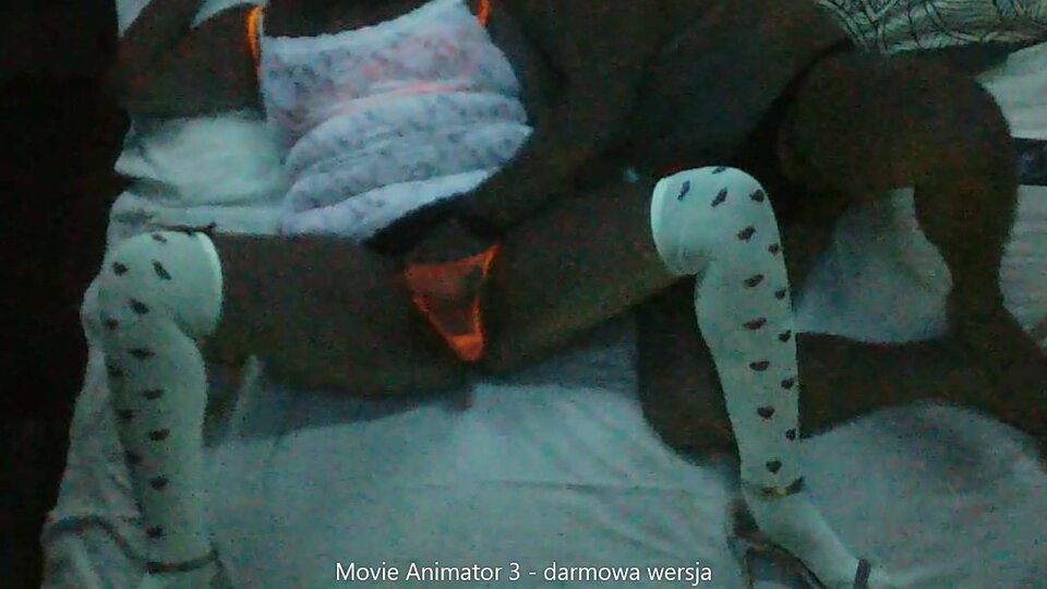 jego paluszki w mojej muszelce - frame at 2m55s.jpg - kochankowie8887