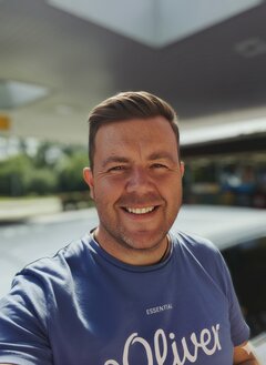 1757506531626_portrait.jpg