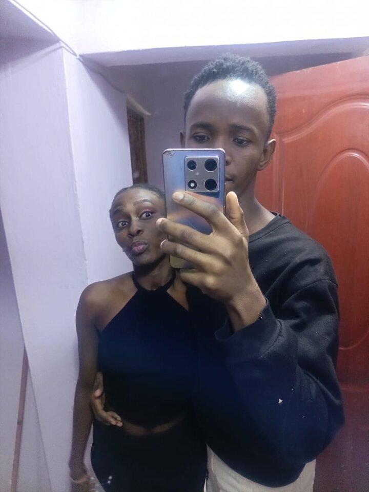 1000094037.jpg - BigAssLiz