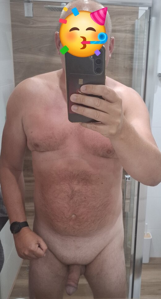 1000035838.jpg - duffmckagan