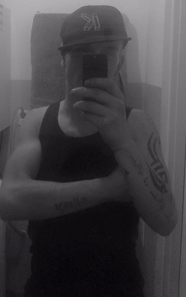 147.jpg - AloneInThee