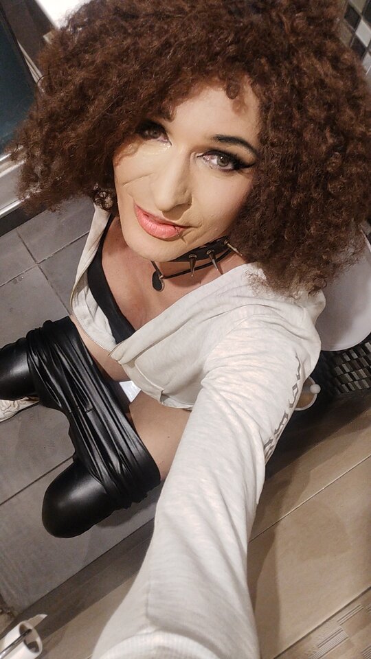 1000012469.jpg - TransKitty