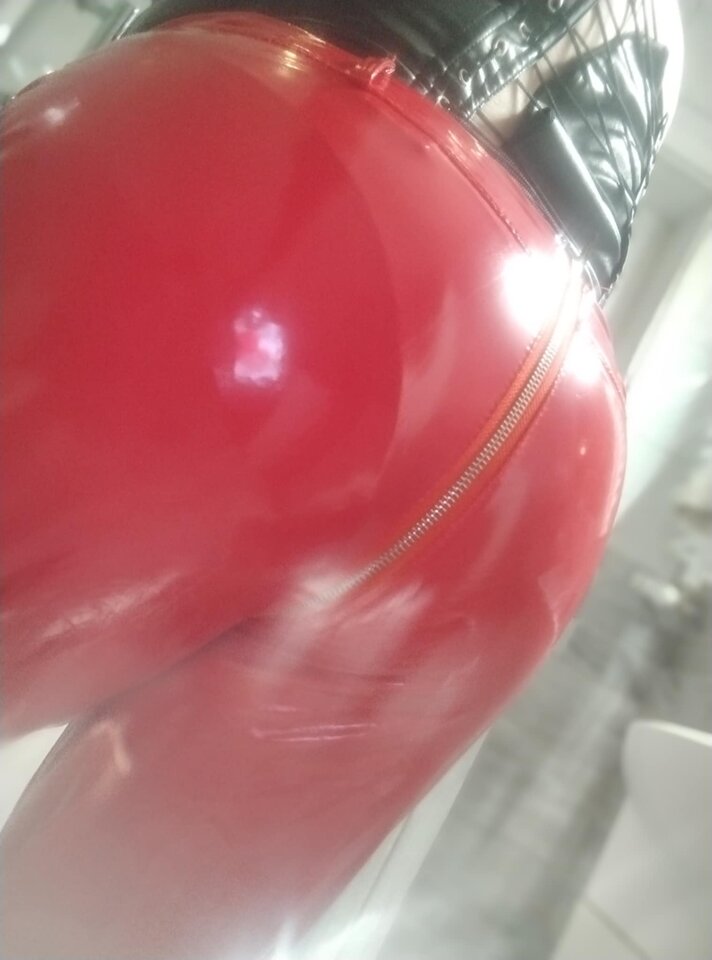 1000000720.jpg - pote9r03