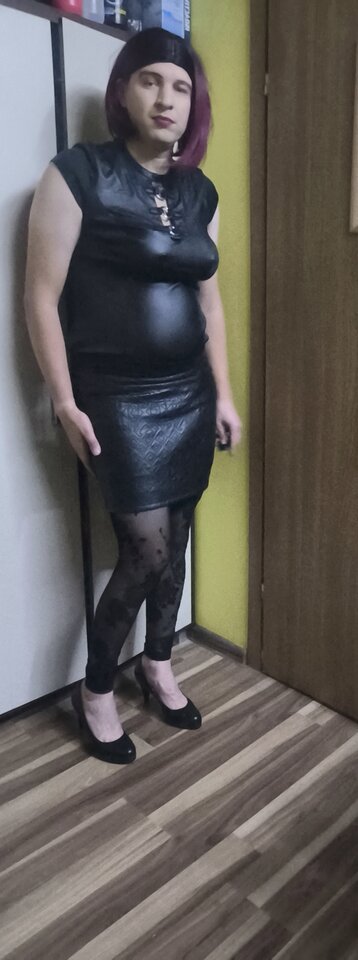 1000012876.jpg - Adriennecross