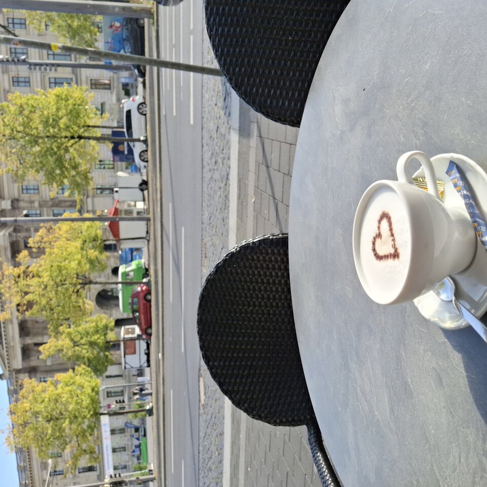 1000014992.jpg - para27_28