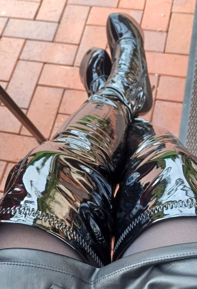 FB_IMG_1759111381984.jpg - Patibi77