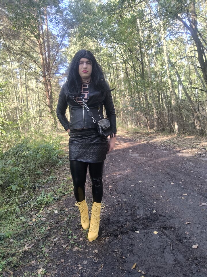 1000013103.jpg - Adriennecross