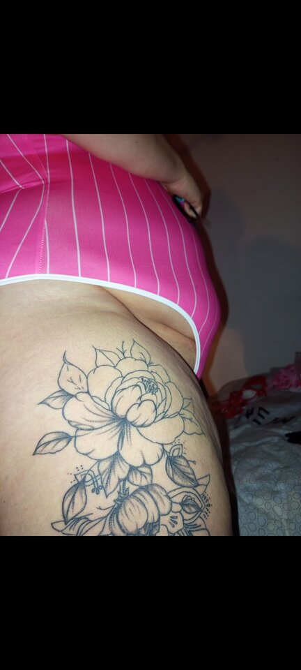 Screenshot_2025-10-04-19-07-12-39_6012fa4d4ddec268fc5c7112cbb265 - DojrzalaJulia