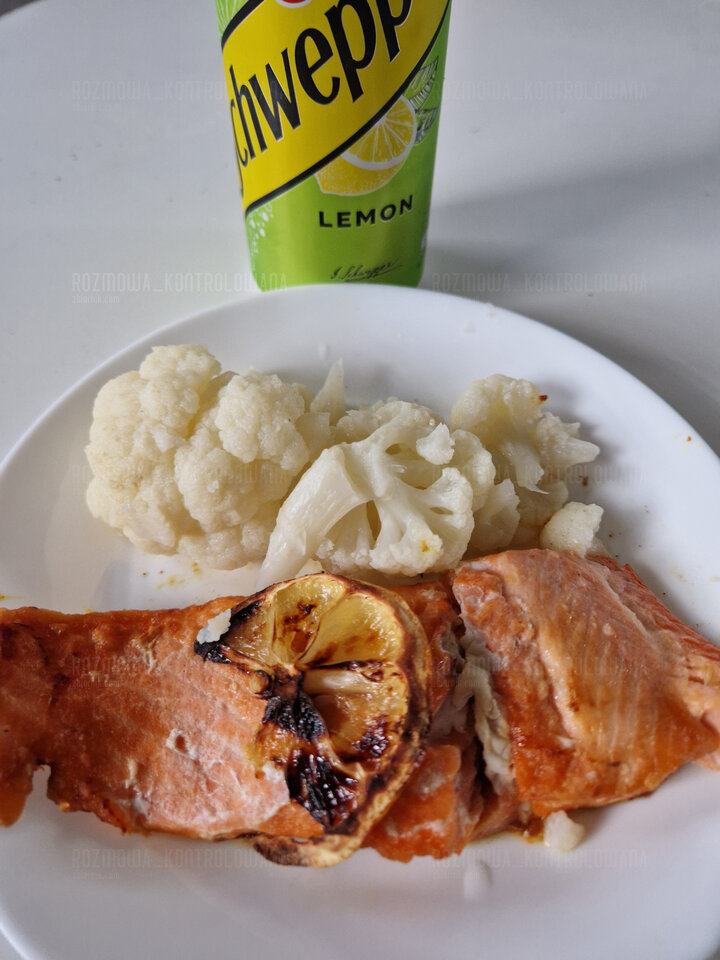 Łosoś 🐟🐠z kalafiorem - rozmowa_kontrolowana