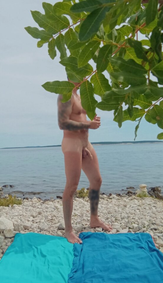 Plażowanie 🏝️ - Dyskretny_Kochanek83