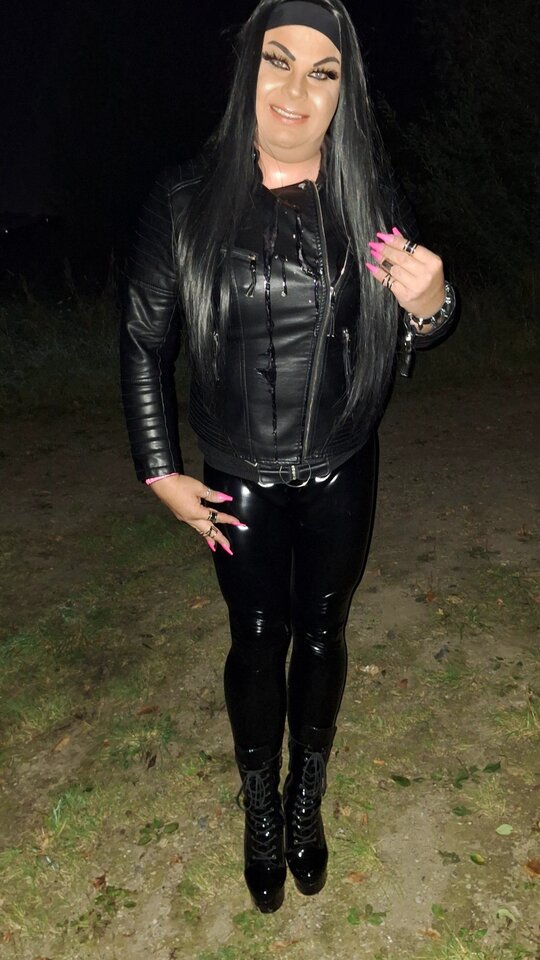 20251003_224712.jpg - RoksanaiNikol