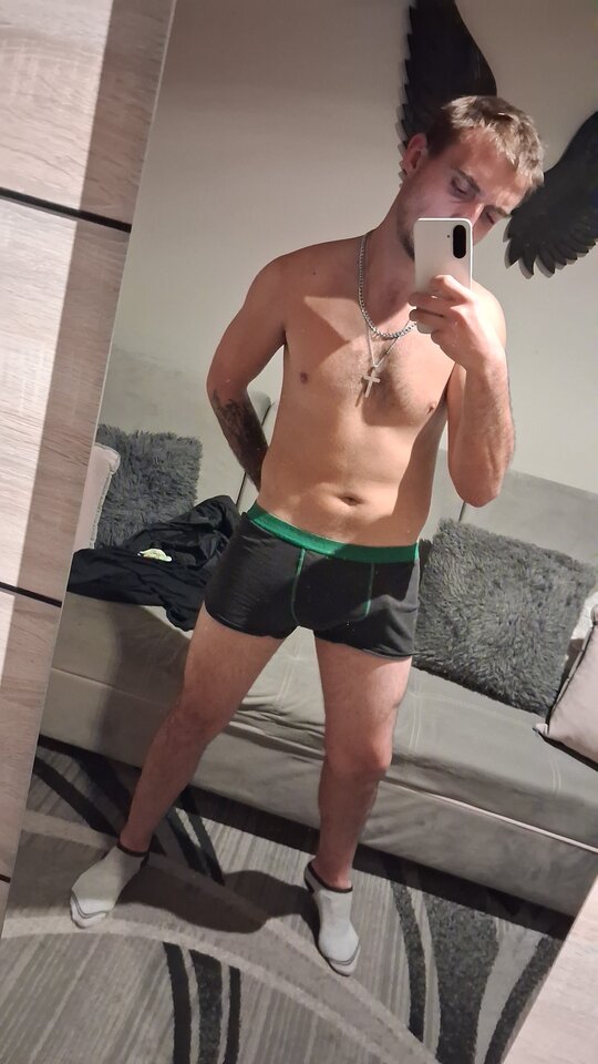 Snapchat-964595228.jpg - 1999Mac