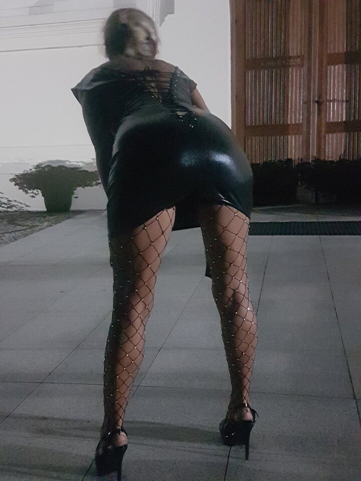 suczy tyłek.jpg - SukazPanem48