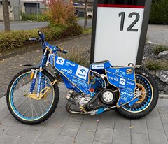 Być fanką żużla a nie mieć zdjęcia "Motorynki"....