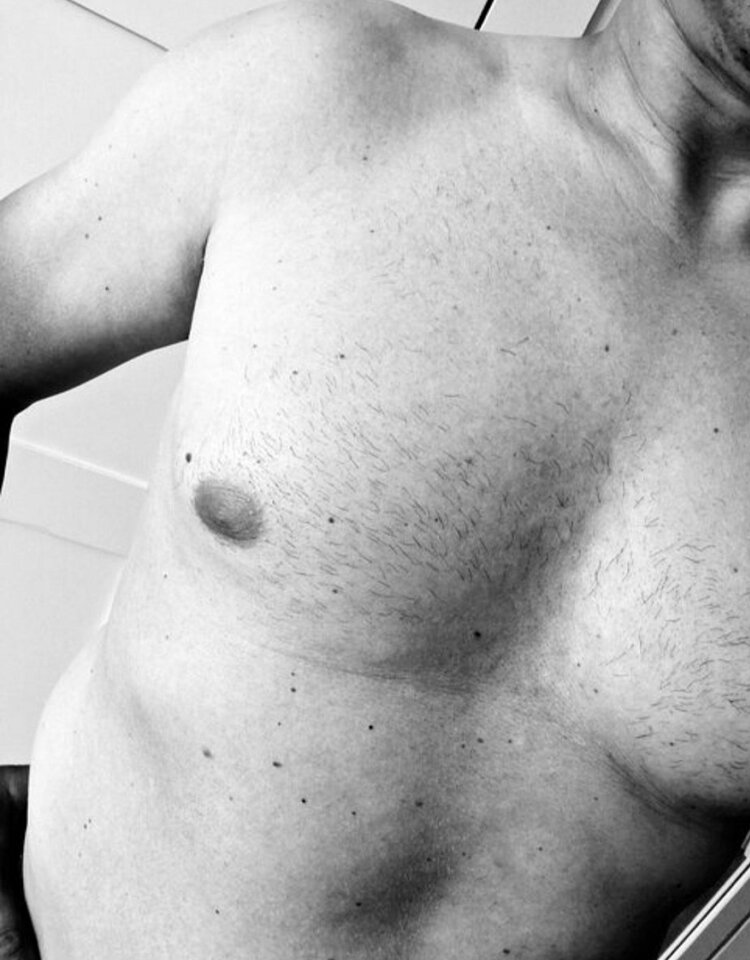 1000033328.jpg - M1980r