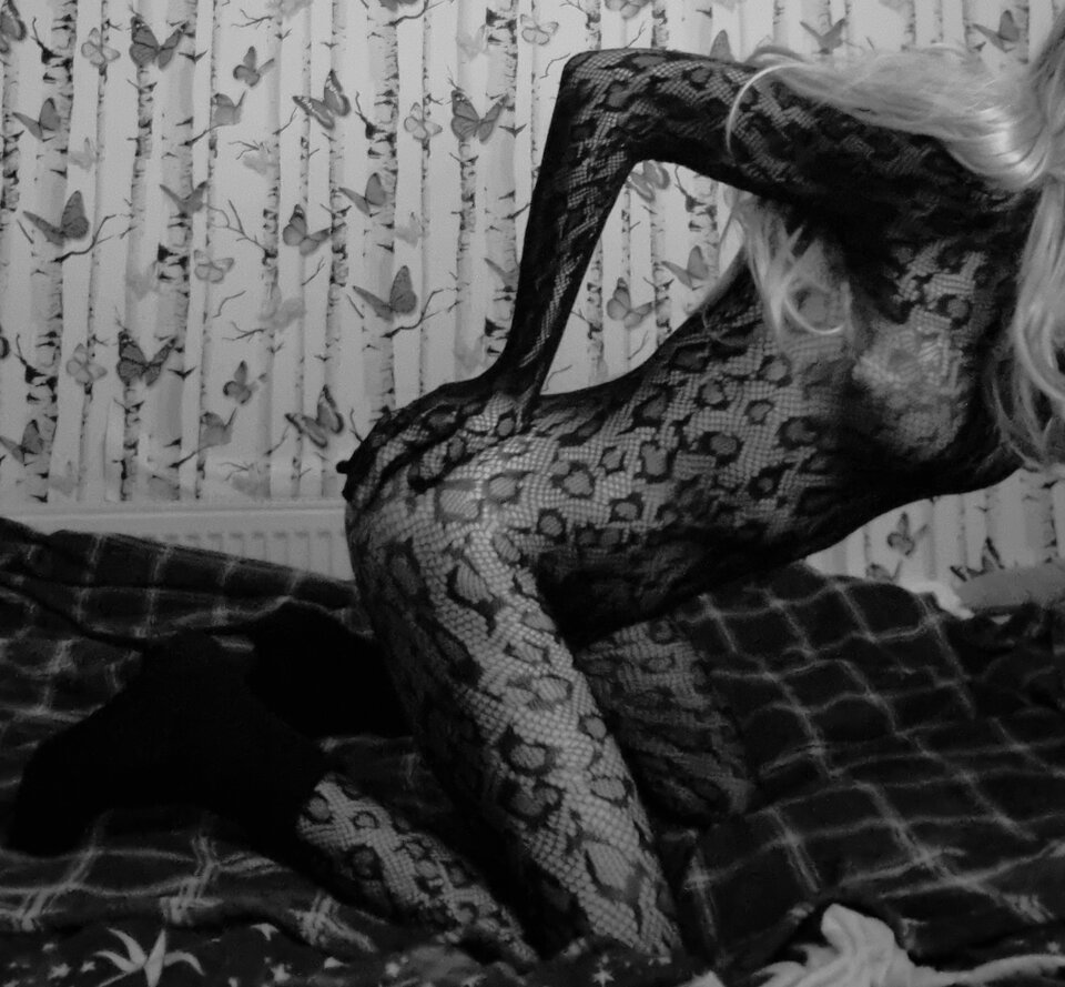 1000003833.jpg - HardLike666