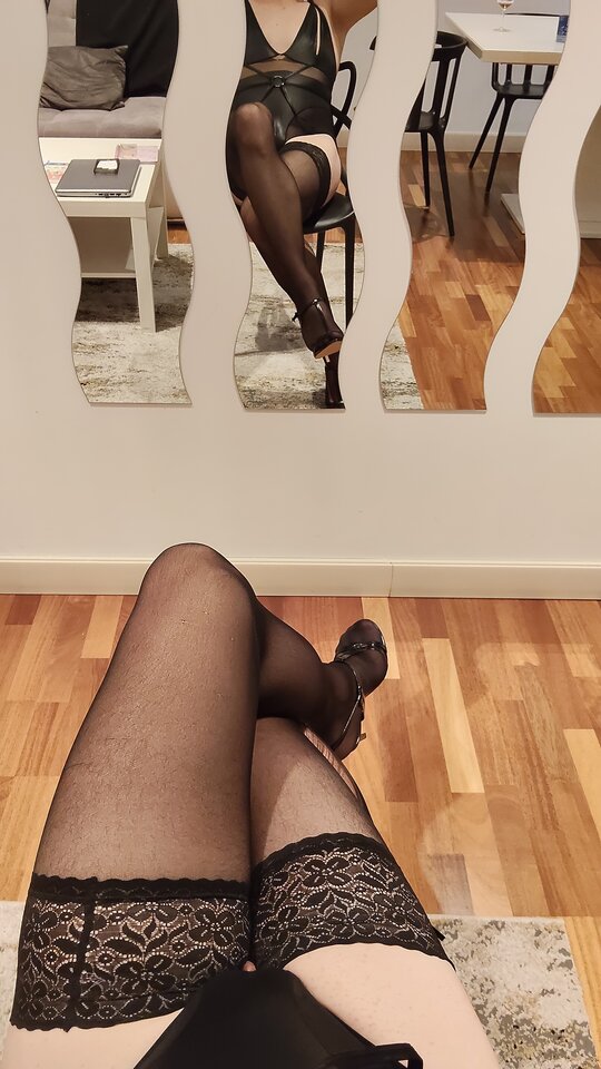 1000003870.jpg - HighHeelsPanty