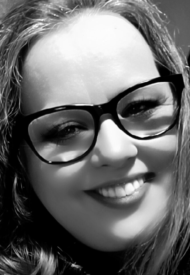 Każdy dzien kończę uśmiechem... - PolnischeVipMafia