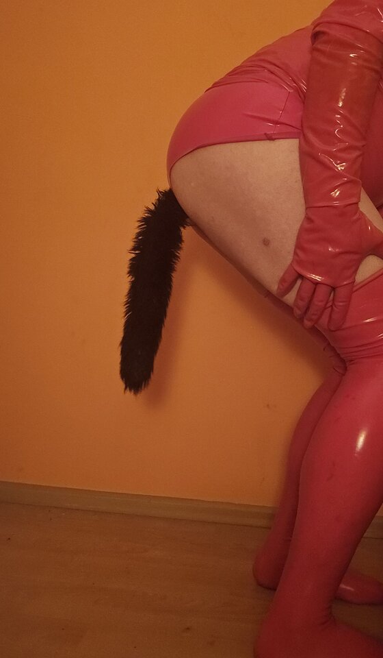 20251020_002521.jpg - Lateks_sucz