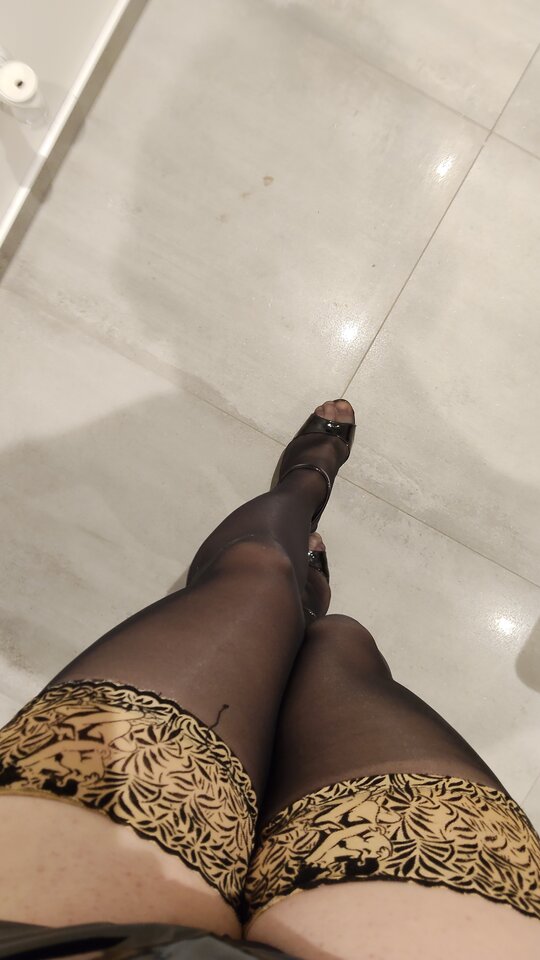 1000004018.jpg - HighHeelsPanty