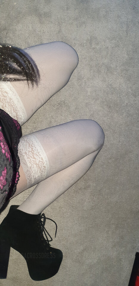 20251020_121538.jpg - FionaCrossdress