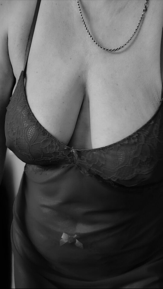 1000107064.jpg - Weekend12345678910