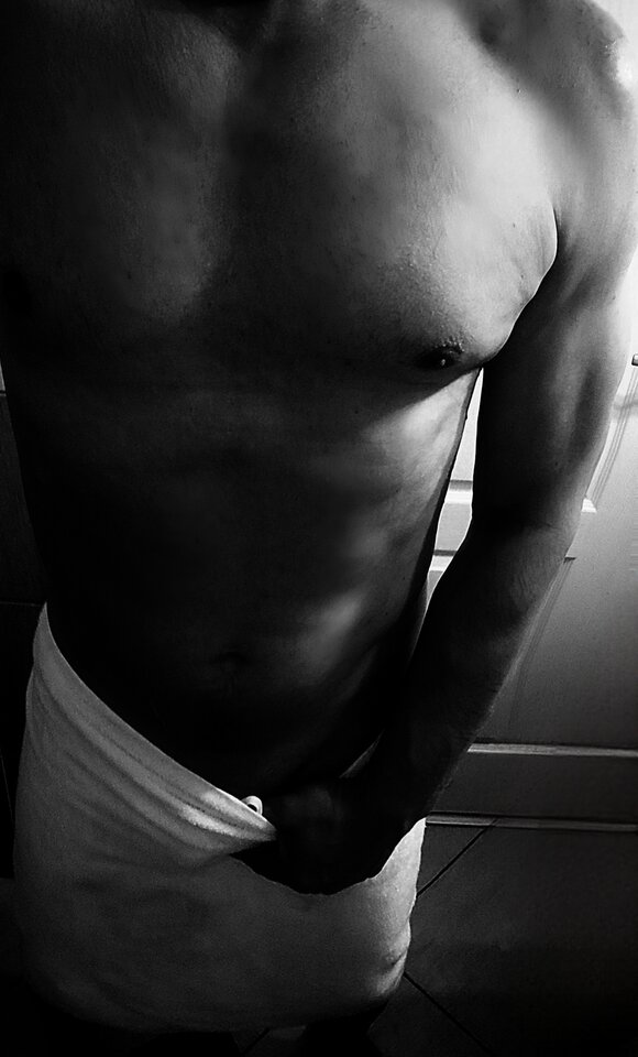 1000025908.jpg - Ilikepleasure69