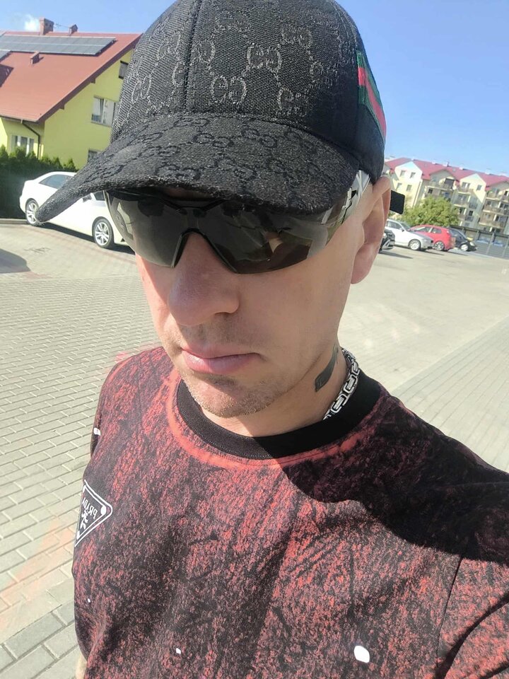 Messenger_creation_C41B9E6F-93A9-4762-9195-2E969AAD2A61.jpeg - Srobow