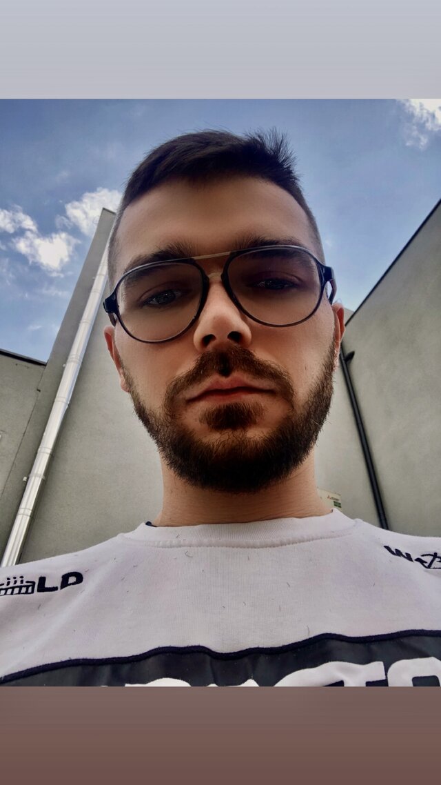 NieznajomyOn69