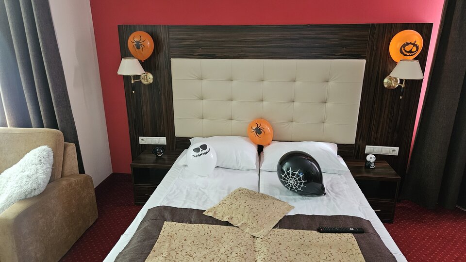 1000010087.jpg - wyluzowani7172