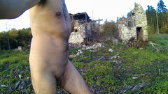 SIEMONIA - ruiny w lesie 20251023.mp4_snapshot_02.28_[2025.10.26