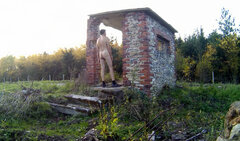 SIEMONIA - ruiny w lesie 20251023.mp4_snapshot_01.55_[2025.10.26