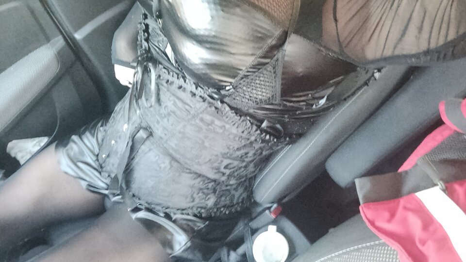 1000147953.jpg - paulstarkface