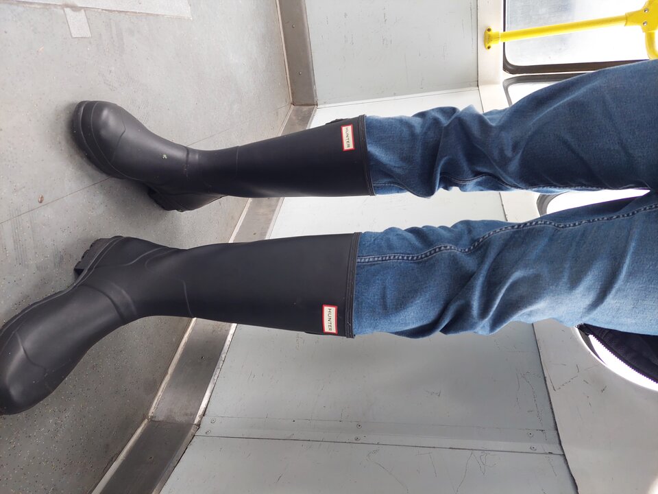 20251027_143740.jpg - Rubber_gloves